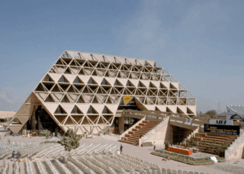 Iconic Structures Face Climate Change