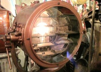 Digital Signals Replace Old Lamp